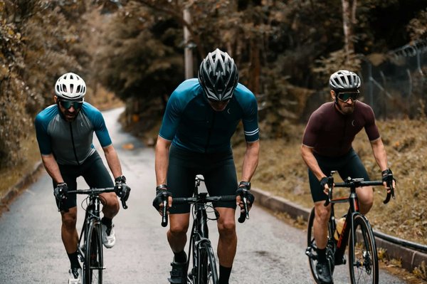 Quelles sont les meilleures stratégies pour éviter les irritations cutanées en cyclisme ?