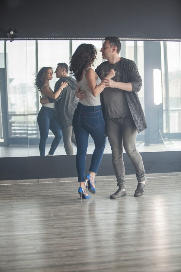 Dansez à paris : émerveillez-vous avec des cours captivants !